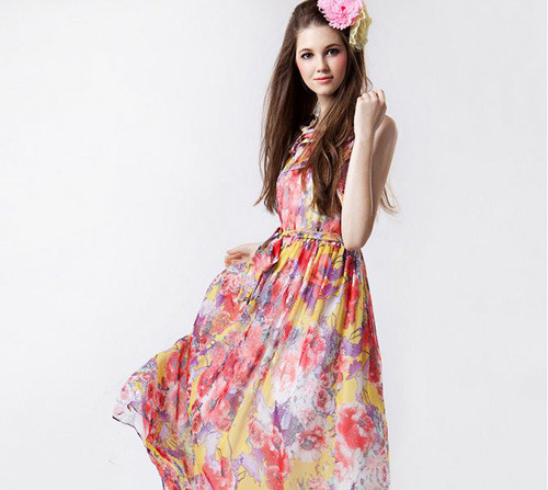 Trang phục tông xanh hay thậm chí, váy cocktail rực rỡ sắc màu cũng rất phù hợp với cô các nàng luôn tràn đầy sức sống này Trang phục tông xanh hay thậm chí, váy cocktail rực rỡ sắc màu cũng rất phù hợp với cô các nàng luôn tràn đầy sức sống này