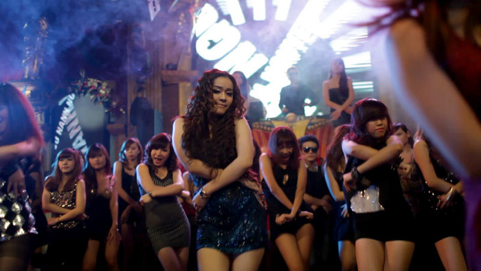 Đã từ khá lâu, Hạnh Nguyên mới có một sản phẩm âm nhạc chuẩn bị ra mắt công chúng. Đã từ khá lâu, Hạnh Nguyên mới có một sản phẩm âm nhạc chuẩn bị ra mắt công chúng.