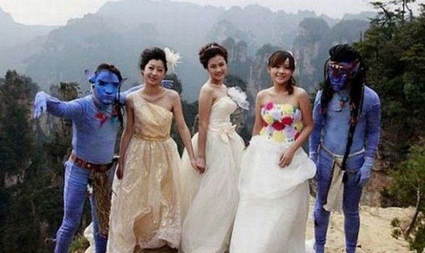 Khi cô dâu mê Atvanta. Khi cô dâu mê Atvanta.