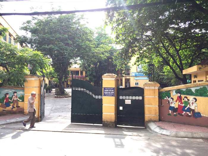 Trường tiểu học Hoàng Hoa Thám gây bức xúc cho nhiều giáo viên khi nhiều năm liền tiền lên lớp, tiền lương dạy thêm giờ bị bớt xén, ăn chặn. Ảnh: V.P