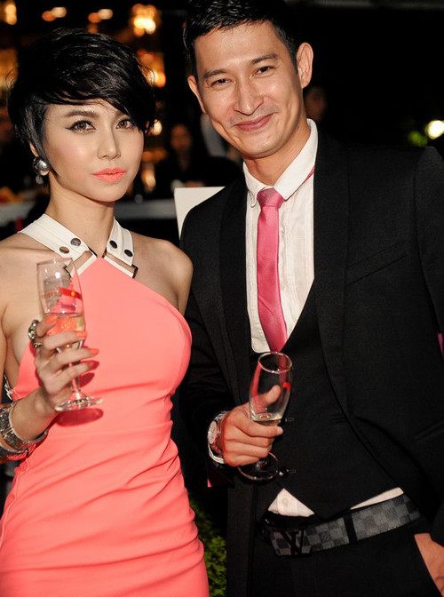 Ngọc Diệp hội ngộ diễn viên Huy Khánh. Ngọc Diệp hội ngộ diễn viên Huy Khánh.