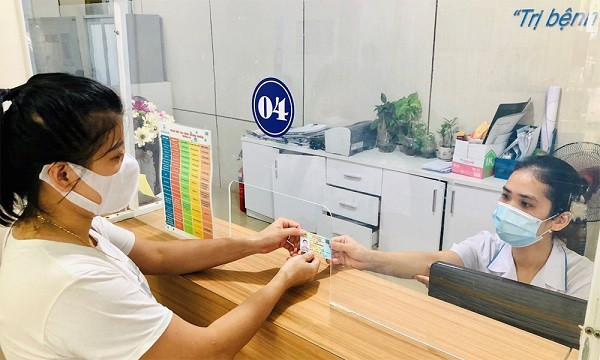 Chính sách bảo hiểm y tế có ý nghĩa thiết thực, góp phần quan trọng trong công tác khám chữa bệnh, chăm sóc sức khỏe Nhân dân. bhyt.png