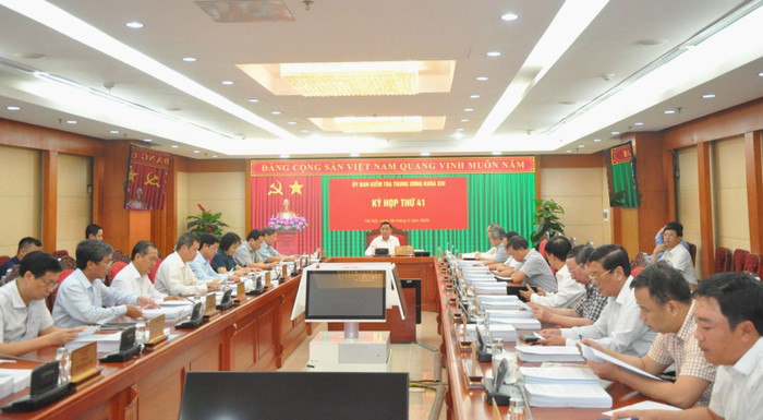 Trong các ngày 06 và 07/5/2024, tại Hà Nội, Ủy ban Kiểm tra Trung ương đã họp Kỳ thứ 41. Trong các ngày 06 và 07/5/2024, tại Hà Nội, Ủy ban Kiểm tra Trung ương đã họp Kỳ thứ 41.