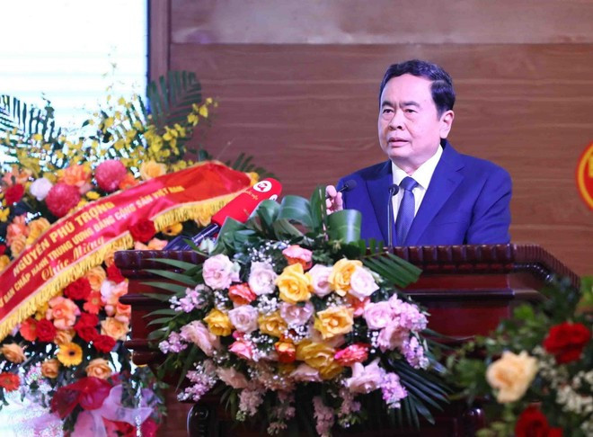 Đồng chí Trần Thanh Mẫn, Ủy viên Bộ Chính trị, Phó Chủ tịch thường trực Quốc hội được Trung ương giới thiệu để Quốc hội bầu giữ chức Chủ tịch Quốc hội. (Ảnh: TTXVN) Đồng chí Trần Thanh Mẫn, Ủy viên Bộ Chính trị, Phó Chủ tịch thường trực Quốc hội được Trung ương giới thiệu để Quốc hội bầu giữ chức Chủ tịch Quốc hội. (Ảnh: TTXVN)