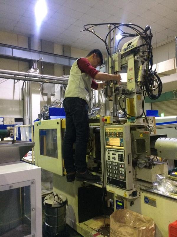Sửa chữa, bảo dưỡng máy ép nhựa tại công ty Nissei Technology. Sửa chữa, bảo dưỡng máy ép nhựa tại công ty Nissei Technology.