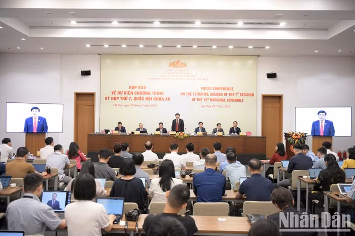 Quang cảnh buổi họp báo. (Ảnh: Duy Linh)