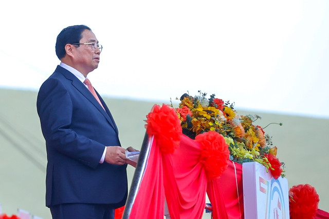 Thủ tướng: Quyết tâm phấn đấu cao nhất để tiếp tục lập nên những kỳ tích "Điện Biên Phủ mới". Ảnh VGP/Nhật Bắc Thủ tướng: Quyết tâm phấn đấu cao nhất để tiếp tục lập nên những kỳ tích "Điện Biên Phủ mới". Ảnh VGP/Nhật Bắc