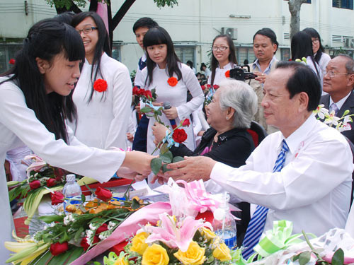 Họp hành nhiều khiến giáo viên ám ảnh, khiếp sợ ảnh 3 Họp hành nhiều khiến giáo viên ám ảnh, khiếp sợ ảnh 3