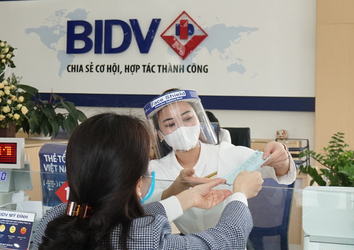Hoạt động giao dịch tại BIDV Hoạt động giao dịch tại BIDV
