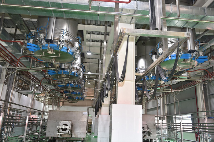 Buồng chiết lạnh vô trùng Aseptic tại nhà máy Tân Hiệp Phát. Buồng chiết lạnh vô trùng Aseptic tại nhà máy Tân Hiệp Phát.