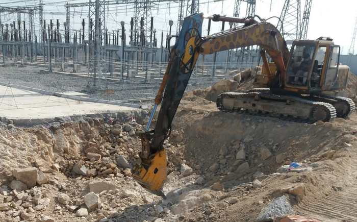 Ban Quản lý dự án các công trình điện miền Trung đang yêu cầu các nhà thầu đẩy nhanh tiến độ dự án. Ban Quản lý dự án các công trình điện miền Trung đang yêu cầu các nhà thầu đẩy nhanh tiến độ dự án.