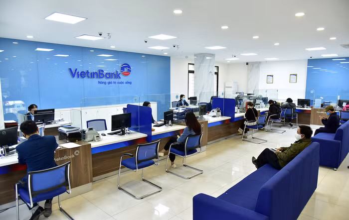 VietinBank đồng hành, hỗ trợ nền kinh tế, xã hội vượt qua khó khăn, tiếp tục phát triển VietinBank đồng hành, hỗ trợ nền kinh tế, xã hội vượt qua khó khăn, tiếp tục phát triển