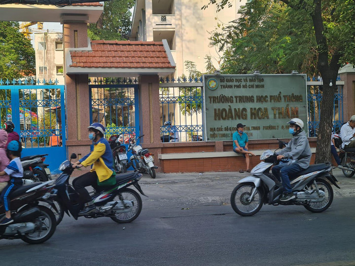 Trường trung học phổ thông Hoàng Hoa Thám, quận Bình Thạnh, Thành phố Hồ Chí Minh (ảnh minh họa: P.L) Trường trung học phổ thông Hoàng Hoa Thám, quận Bình Thạnh, Thành phố Hồ Chí Minh (ảnh minh họa: P.L)