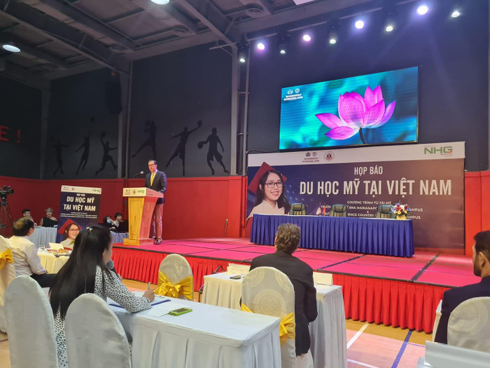 Công bố 2 chương trình lấy bằng Tú tài của Mỹ nhưng học tại Việt Nam (Ảnh: P.L) Công bố 2 chương trình lấy bằng Tú tài của Mỹ nhưng học tại Việt Nam (Ảnh: P.L)