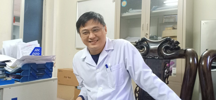 Tiến sĩ Hoàng Xuân Sử, người được gọi là thủ lĩnh của biệt đội săn "Cô Vy" (Ảnh:Vũ Ninh) Tiến sĩ Hoàng Xuân Sử, người được gọi là thủ lĩnh của biệt đội săn "Cô Vy" (Ảnh:Vũ Ninh)