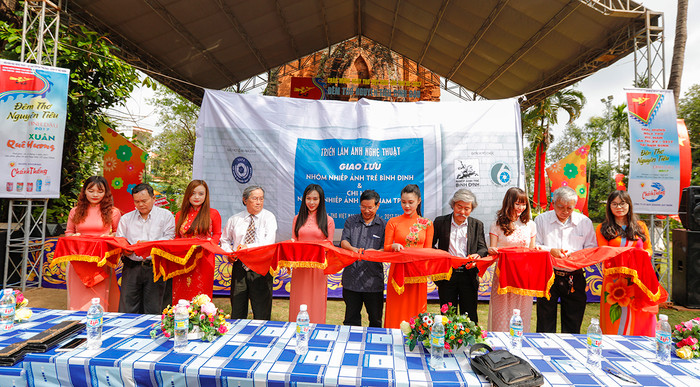 Lễ cắt băng khánh thành Triển lãm.