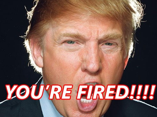 Ảnh chụp Trump trong chương trình "Tập sự" với câu nói nổi tiếng: "Bạn bị đuổi" Ảnh chụp Trump trong chương trình "Tập sự" với câu nói nổi tiếng: "Bạn bị đuổi"