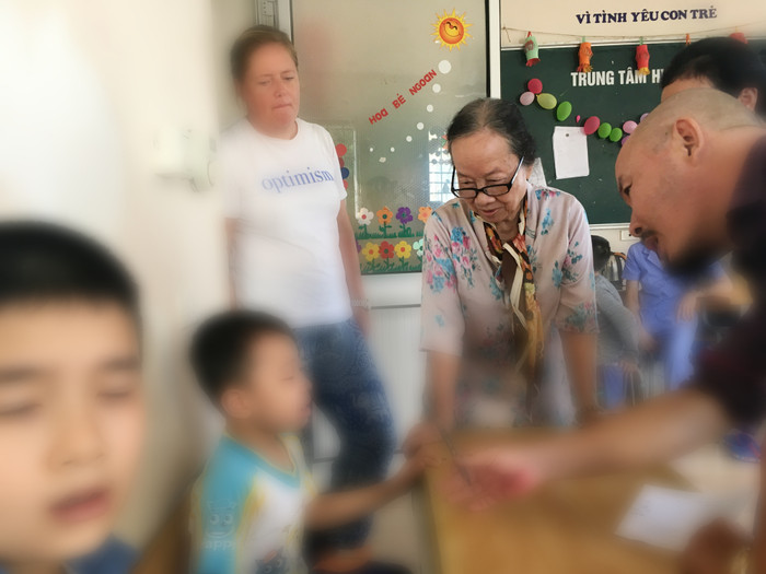 Bà Đỗ Thúy Nga đã gắn bó với trung tâm Hy vọng được 18 năm (Ảnh:V.N) Bà Đỗ Thúy Nga đã gắn bó với trung tâm Hy vọng được 18 năm (Ảnh:V.N)