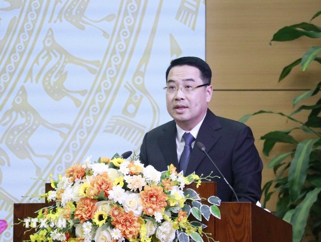 Tân Phó Bí thư Tỉnh ủy Yên Bái Nguyễn Tuấn Anh phát biểu nhận nhiệm vụ. (Ảnh: Đinh Thùy/TTXVN)