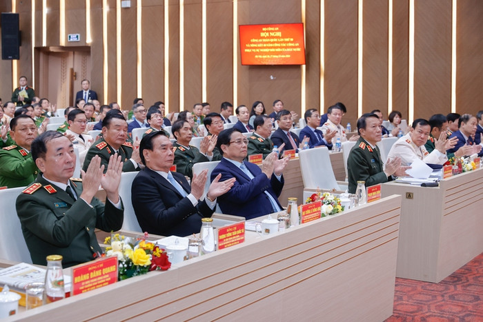 Các đại biểu dự hội nghị. Ảnh: VGP/Nhật Bắc