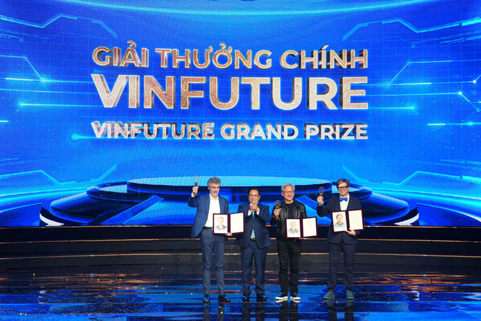 Giải thưởng Chính VinFuture 2024 vinh danh những đóng góp đột phá để thúc đẩy sự tiến bộ của học sâu Anh 1 (29).jpg