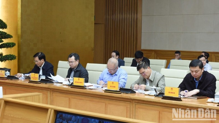 Đại diện lãnh đạo các bộ, ngành là thành viên Ban Chỉ đạo tham dự phiên họp. (Ảnh: Trần Hải) Đại diện lãnh đạo các bộ, ngành là thành viên Ban Chỉ đạo tham dự phiên họp. (Ảnh: Trần Hải)