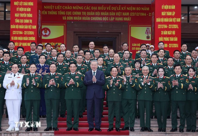 Tổng Bí thư Tô Lâm với các đại biểu. (Ảnh: Thống Nhất/TTXVN) Tổng Bí thư Tô Lâm với các đại biểu. (Ảnh: Thống Nhất/TTXVN)