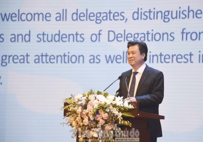 Trường Newton đóng góp nhiều huy chương nhất tại kì thi IMSO 2019 ảnh 2 Trường Newton đóng góp nhiều huy chương nhất tại kì thi IMSO 2019 ảnh 2