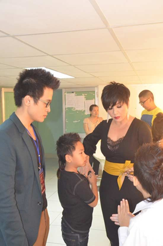 Hà Anh Tuấn là đơn vị tổ chức nên chăm sóc Bằng Kiều và các con rất kỹ càng Hà Anh Tuấn là đơn vị tổ chức nên chăm sóc Bằng Kiều và các con rất kỹ càng