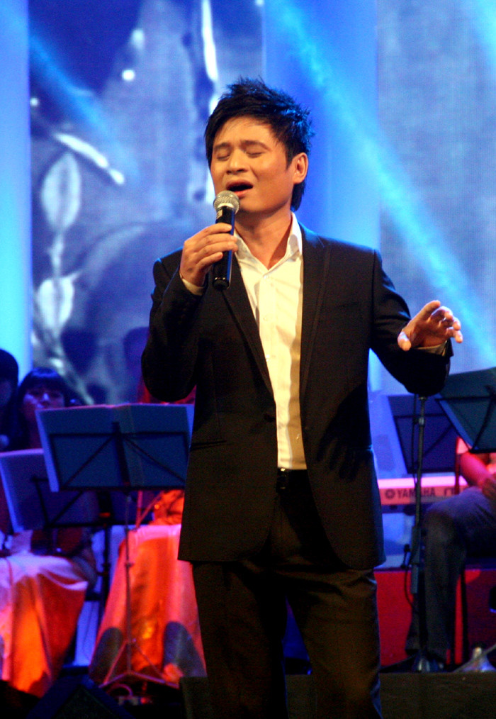 Tấn Minh với 'Như cơn mưa đi mãi".