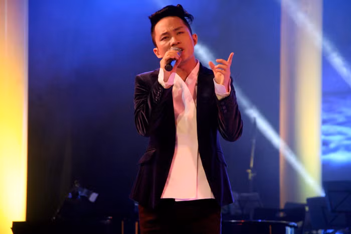 Tùng Dương bày tỏ sự thích thú với ý tưởng sáng tạo ra các cặp đôi trong âm nhạc. "Đây là một chương trình hay, lạ, táo bạo và mang giá trị nghệ thuật đích thực", anh nói. Cũng trong "Đêm Viettel", Tùng Dương dành rất nhiều lời khen dành cho Lê Minh Sơn.