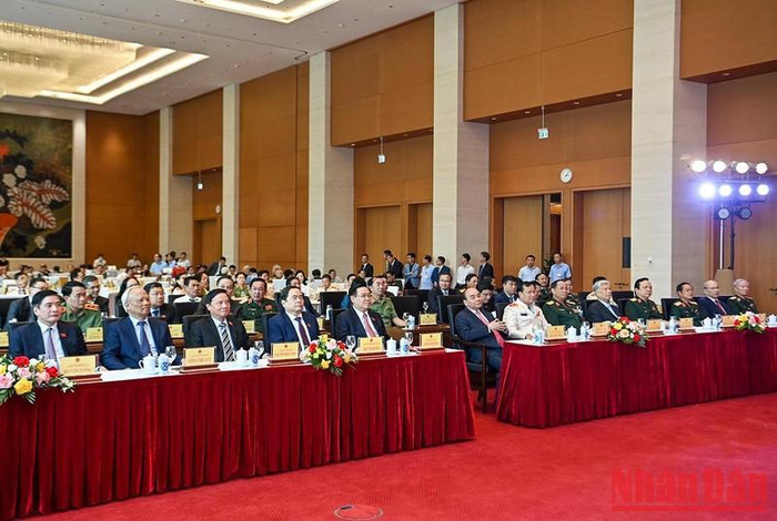 Các đại biểu dự Lễ kỷ niệm. Các đại biểu dự Lễ kỷ niệm.