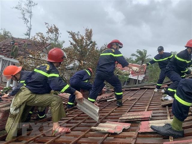 Thủ tướng yêu cầu tập trung khắc phục hậu quả bão số 4 và ổn định đời sống nhân dân. Thủ tướng yêu cầu tập trung khắc phục hậu quả bão số 4 và ổn định đời sống nhân dân.
