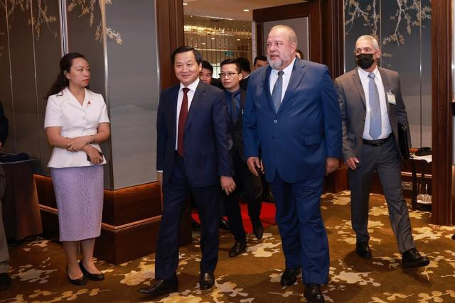 Thủ tướng nước Cộng hòa Cuba Manuel Marreno Cruz, Phó Thủ tướng Lê Minh Khái dự "Diễn đàn Xúc tiến Kinh doanh Việt Nam – Cuba". Ảnh: VGP/Quang Thương Thủ tướng nước Cộng hòa Cuba Manuel Marreno Cruz, Phó Thủ tướng Lê Minh Khái dự "Diễn đàn Xúc tiến Kinh doanh Việt Nam – Cuba". Ảnh: VGP/Quang Thương