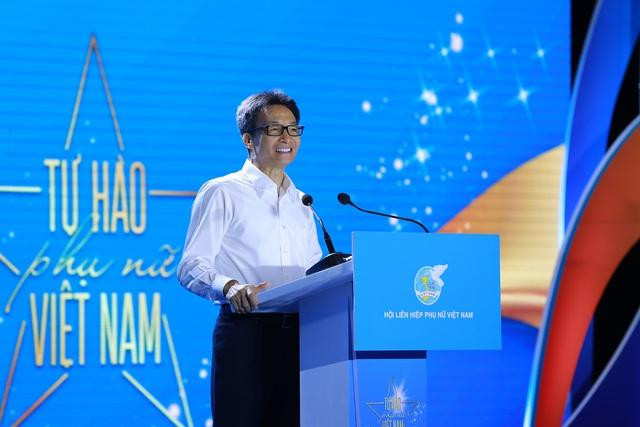 Phó Thủ tướng Vũ Đức Đam: Các cấp hội phụ nữ cần tăng cường tuyên truyền, chia sẻ kinh nghiệm, phổ biến tri thức về những vấn đề thiết thực với chị em phụ nữ qua nhiều hình thức đa dạng. Ảnh: VGP/Đình Nam Phó Thủ tướng Vũ Đức Đam: Các cấp hội phụ nữ cần tăng cường tuyên truyền, chia sẻ kinh nghiệm, phổ biến tri thức về những vấn đề thiết thực với chị em phụ nữ qua nhiều hình thức đa dạng. Ảnh: VGP/Đình Nam