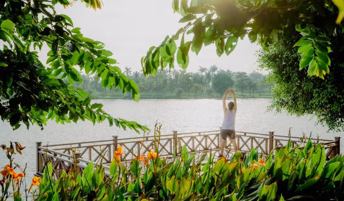 Con người sống gần gũi với thiên nhiên