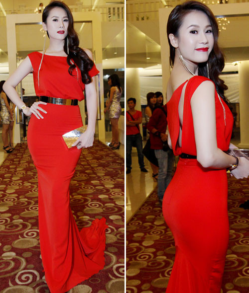 Những bạn gái sở hữu làn da trắng ngần như Thái Hà thì không phải lo ngại khi diện màu đỏ, chỉ có điều để nổi bật hơn bạn có thể mix thêm bông tai, thắt lưng, ví cầm tay màu vàng óng Những bạn gái sở hữu làn da trắng ngần như Thái Hà thì không phải lo ngại khi diện màu đỏ, chỉ có điều để nổi bật hơn bạn có thể mix thêm bông tai, thắt lưng, ví cầm tay màu vàng óng