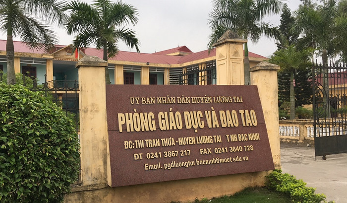 Phòng Giáo dục và Đào tạo huyện Lương Tài đứng ra tổ chức, đăng ký cho giáo viên trên địa bàn huyện thi chứng chỉ tiếng Anh trình độ B và chứng chỉ tin học. Ảnh: V.P Phòng Giáo dục và Đào tạo huyện Lương Tài đứng ra tổ chức, đăng ký cho giáo viên trên địa bàn huyện thi chứng chỉ tiếng Anh trình độ B và chứng chỉ tin học. Ảnh: V.P