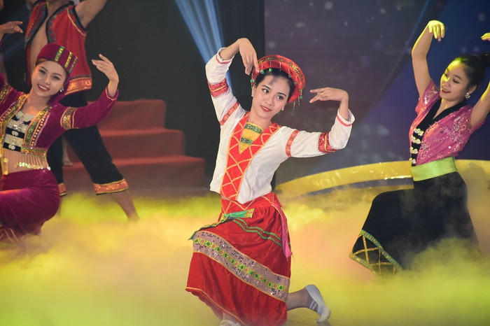 ...với những nét đặc trưng của nhiều vùng dân tộc. (Ảnh: Đức Minh)