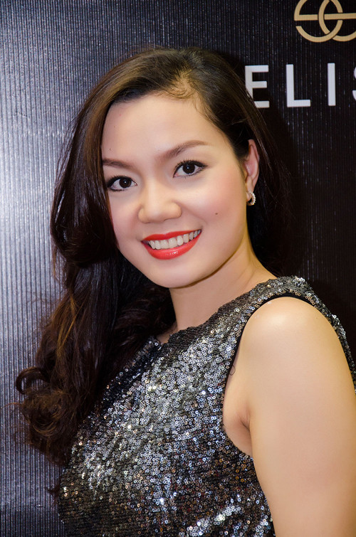 Nụ cười rạng rỡ của Ngọc Anh. Nụ cười rạng rỡ của Ngọc Anh.