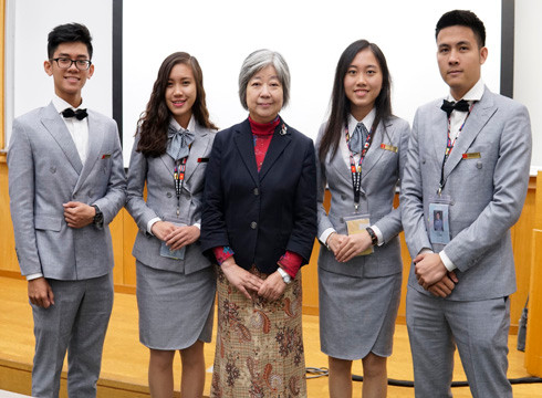 Vũ Phương Thảo và các thành viên chương trình Tàu thanh niên Đông Nam Á 2017 (ảnh: NVCC) Vũ Phương Thảo và các thành viên chương trình Tàu thanh niên Đông Nam Á 2017 (ảnh: NVCC)