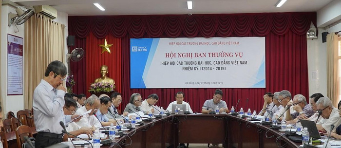 Hiệp hội Các trường đại học, cao đẳng Việt Nam đã tổ chức hội nghị Ban thường vụ nhiệm kỳ I (2014-2019). (Ảnh: TT) Hiệp hội Các trường đại học, cao đẳng Việt Nam đã tổ chức hội nghị Ban thường vụ nhiệm kỳ I (2014-2019). (Ảnh: TT)