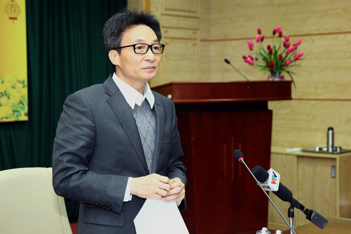 Phó Thủ tướng Vũ Đức Đam: Dù phải hy sinh lợi ích kinh tế cũng phải đặt công tác phòng, chống dịch lên trên. Ảnh: VGP/Đình Nam Phó Thủ tướng Vũ Đức Đam: Dù phải hy sinh lợi ích kinh tế cũng phải đặt công tác phòng, chống dịch lên trên. Ảnh: VGP/Đình Nam