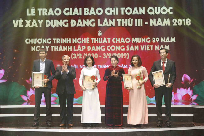 Giải Búa liềm vàng năm 2018 có 56 tác phẩm được trao giải. (Ảnh: VTV)