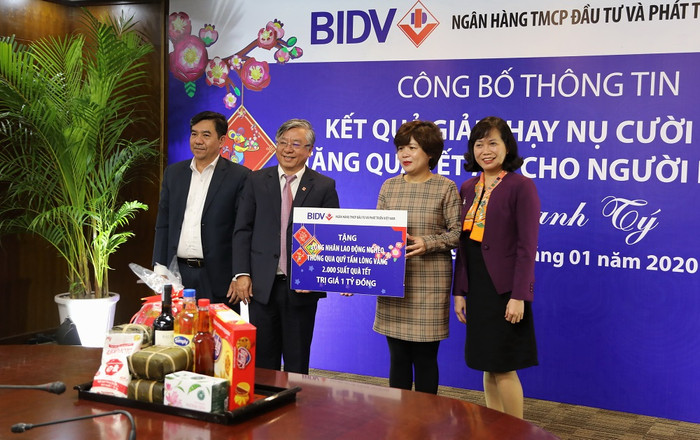 BIDV trao quà Tết 2020 BIDV trao quà Tết 2020
