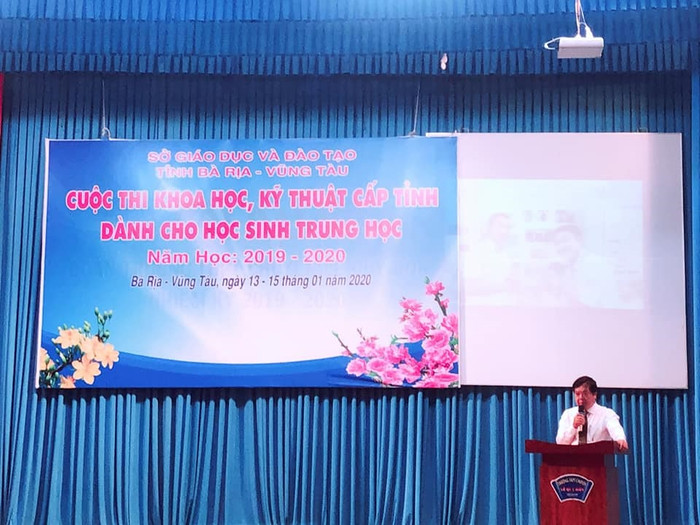 Ông Nguyễn Văn Ba, Phó Giám đốc Sở Giáo dục và Đào tạo tỉnh Bà Rịa – Vũng Tàu phát biểu tổng kết, chỉ đạo, phát động cuộc thi năm học 2020-2021 Ông Nguyễn Văn Ba, Phó Giám đốc Sở Giáo dục và Đào tạo tỉnh Bà Rịa – Vũng Tàu phát biểu tổng kết, chỉ đạo, phát động cuộc thi năm học 2020-2021