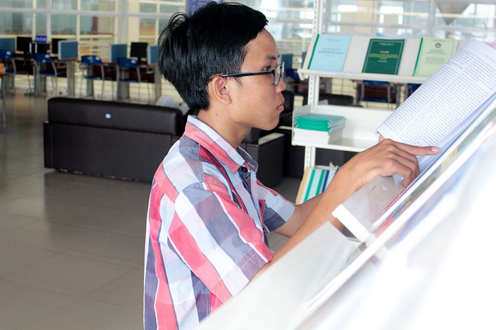 Chàng sinh viên ham học Trần Minh Đức (Lớp DH20SU, Trường Đại học An Giang) Chàng sinh viên ham học Trần Minh Đức (Lớp DH20SU, Trường Đại học An Giang)