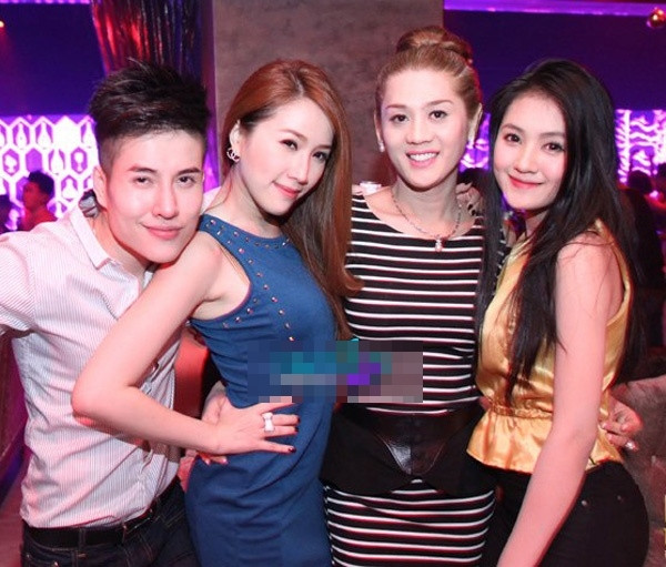 Khanh Chi Lâm đẹp và nổi bật không kém bất cứ mỹ nhân nào trong showbiz Việt. Khanh Chi Lâm đẹp và nổi bật không kém bất cứ mỹ nhân nào trong showbiz Việt.