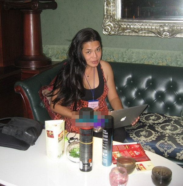 Cindy với khuôn mặt mộc kém sắc. Cindy với khuôn mặt mộc kém sắc.