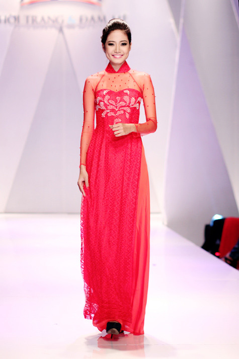 Người đẹp biển 2012 Ninh Hoàng Ngân. Người đẹp biển 2012 Ninh Hoàng Ngân.